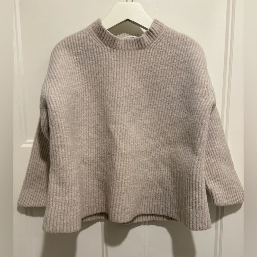 Babaton Aritiza Cream 100% Merino Wool Ribbed Crewneck Sweater Women’s X-Small